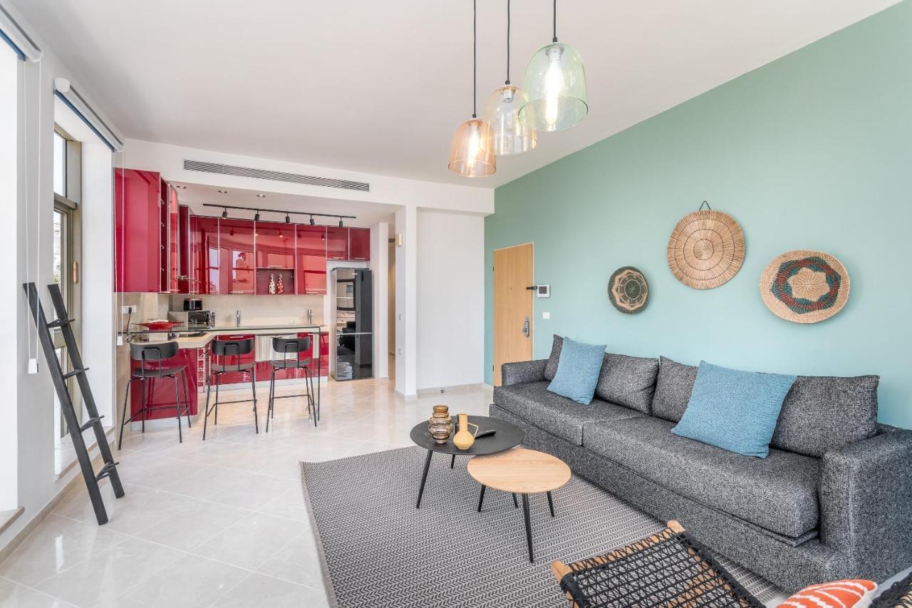 Superbe Apt Avec Terrasse Tres Proche De La Mer ! Tel Aviv Exterior photo
